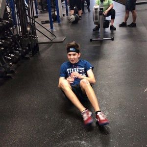 Meet your Posher, Louis